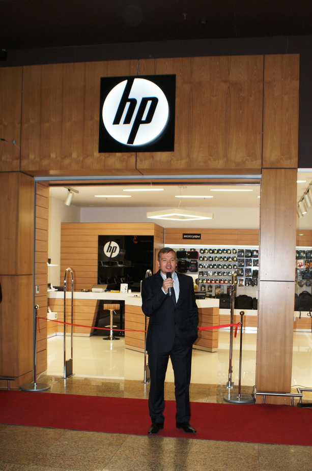Открытие магазина HP в Минске. Репортаж