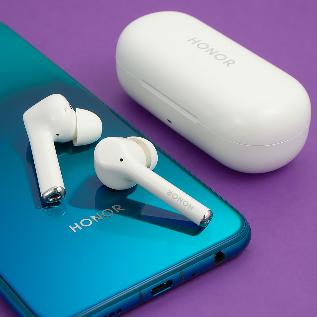 HONOR представляет беспроводные наушники Magic Earbuds и смартфон 9X ...