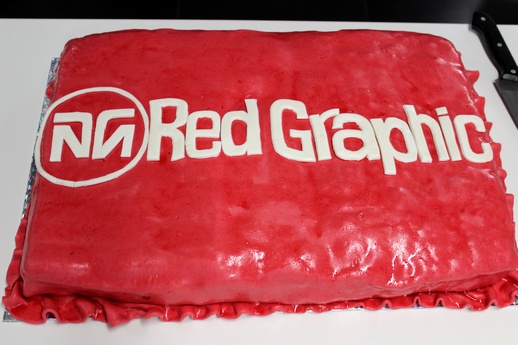 20 лет Red Graphic